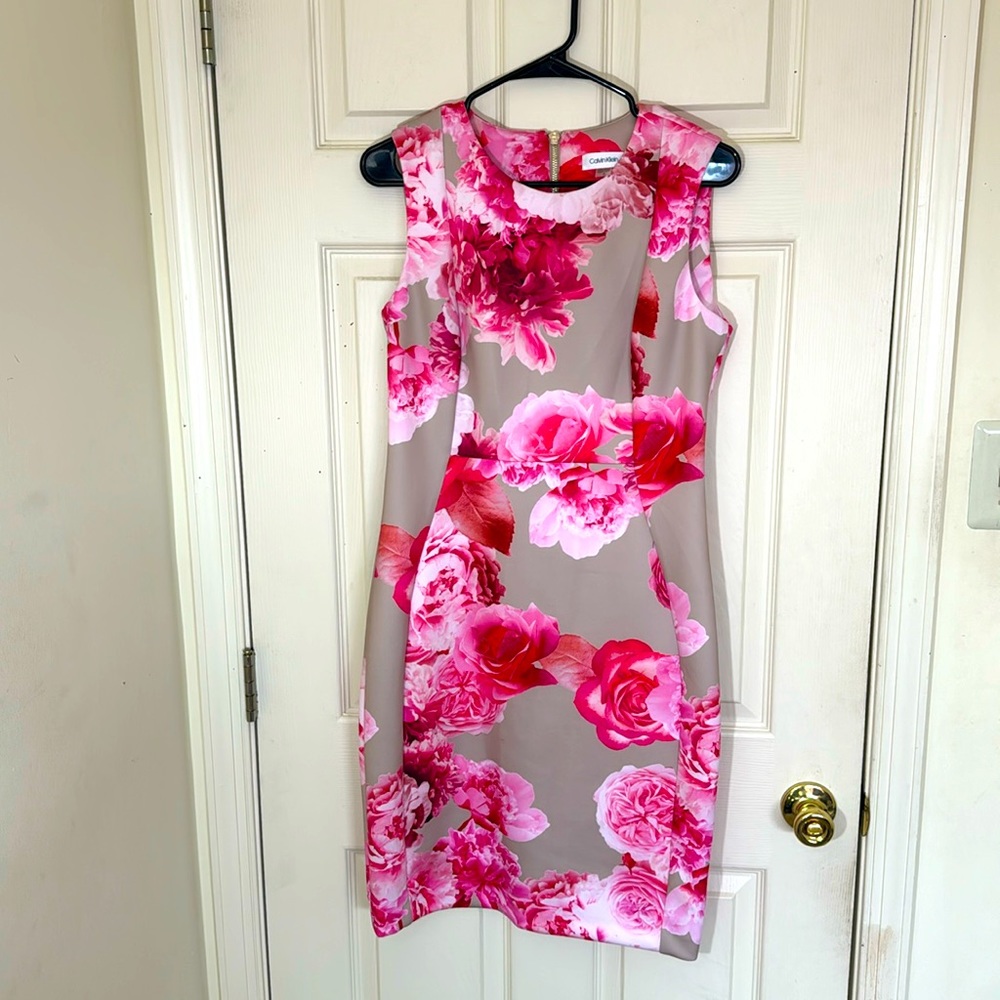 Calvin Klein Floral Sheath Dress Like New Size 10